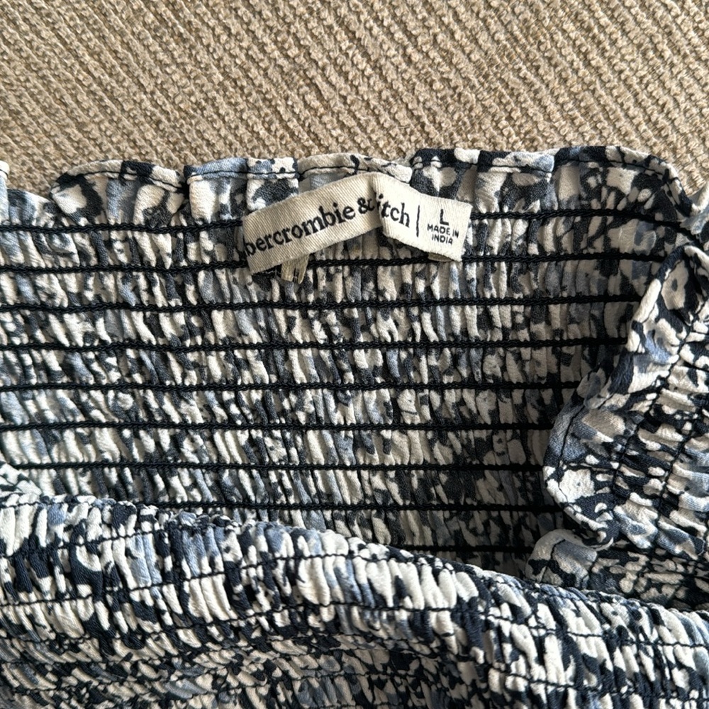 Abercrombie puff sleeve cropped top - Picture 4 of 6